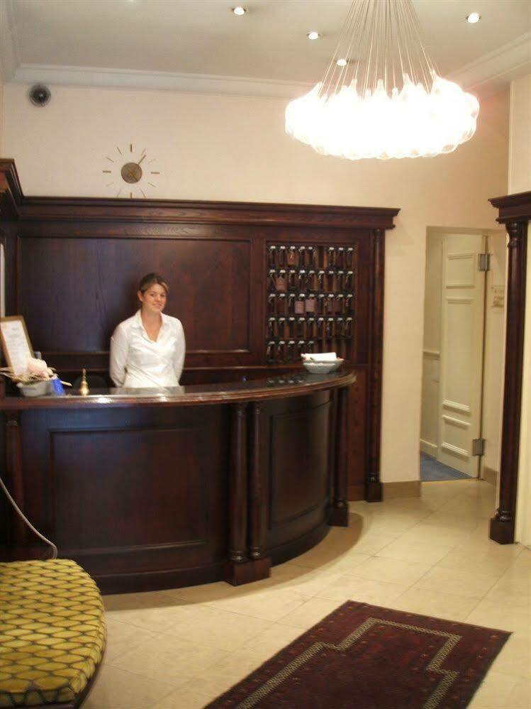 Maison Lutetia R